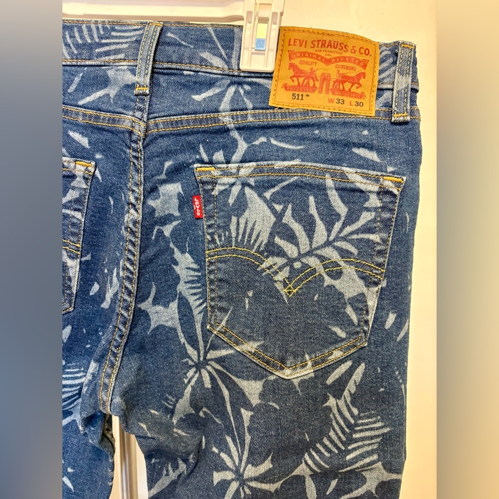 Levi’s 511 Slim Fit Men’s Jeans